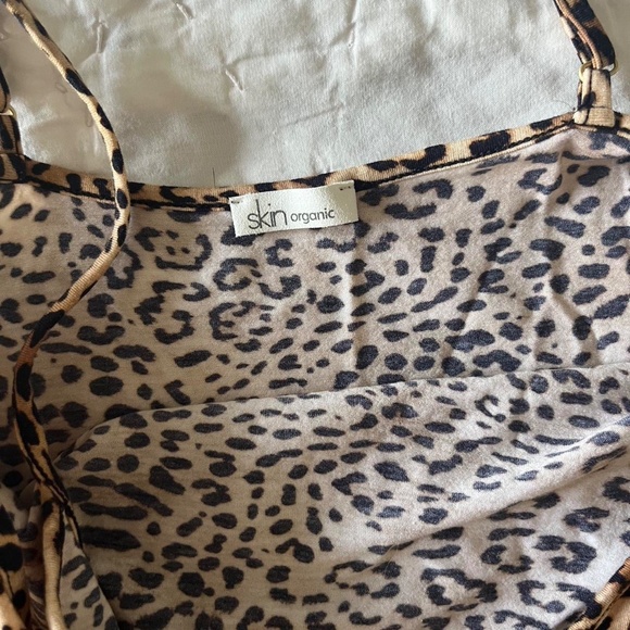 SKIN WORLDWIDE organic cotton goldie camisole in brown leopard print - Picture 3 of 5